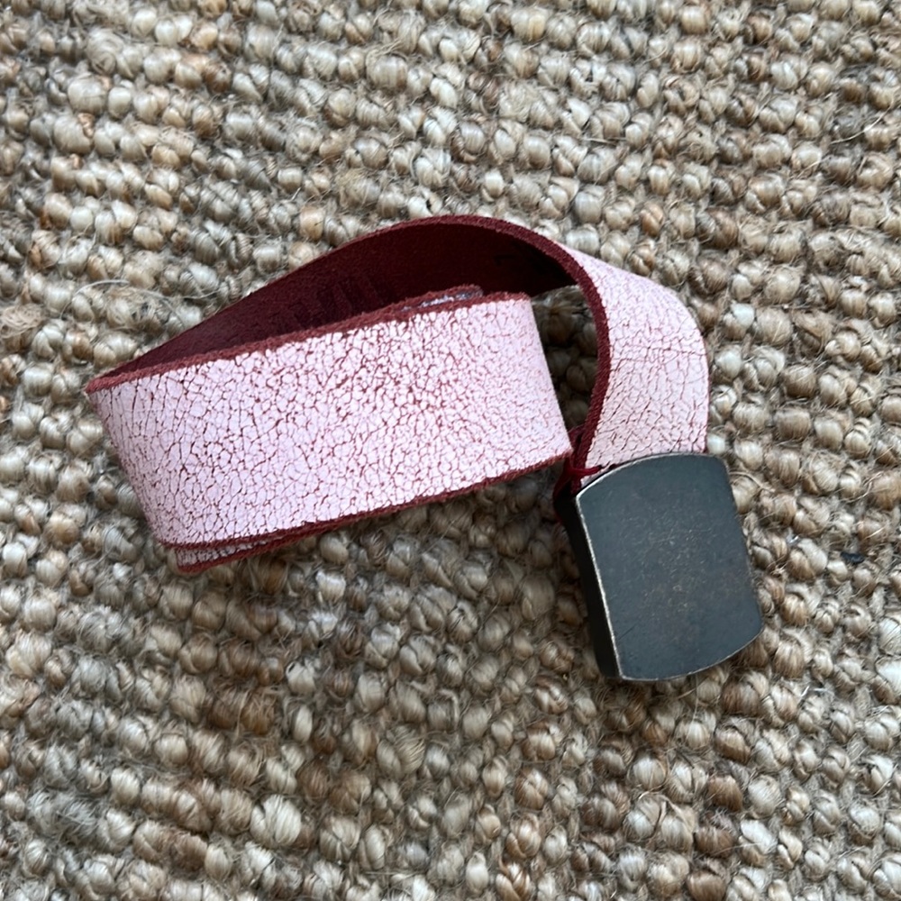 GAP belt (red)